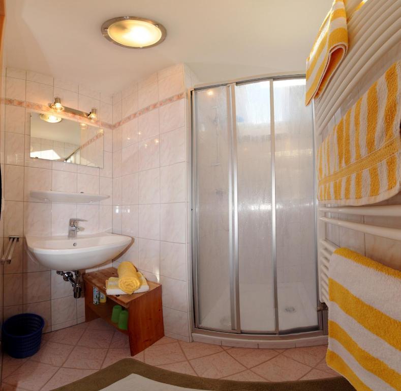 Haus Lukasser Грёбминг Номер фото